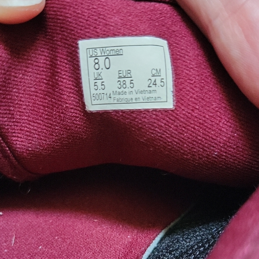 Vans Maroon Canvas Shoes with White Accents - Picture 4 of 6